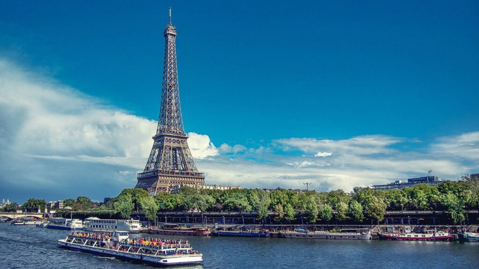Paris, France (Image via Prime Video)